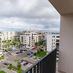 Apart B&V 706 Coresi - Balcony & Free Parking